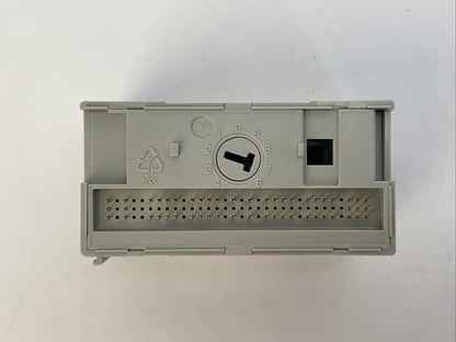 ALLEN BRADLEY 1794-OB32P SER A REV A01 24VDC SOURCE OUTPUT PROTECTED