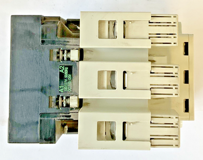 FUJI ELECTRIC SC-E5 CONTACTOR SE105AA 150A 8KV