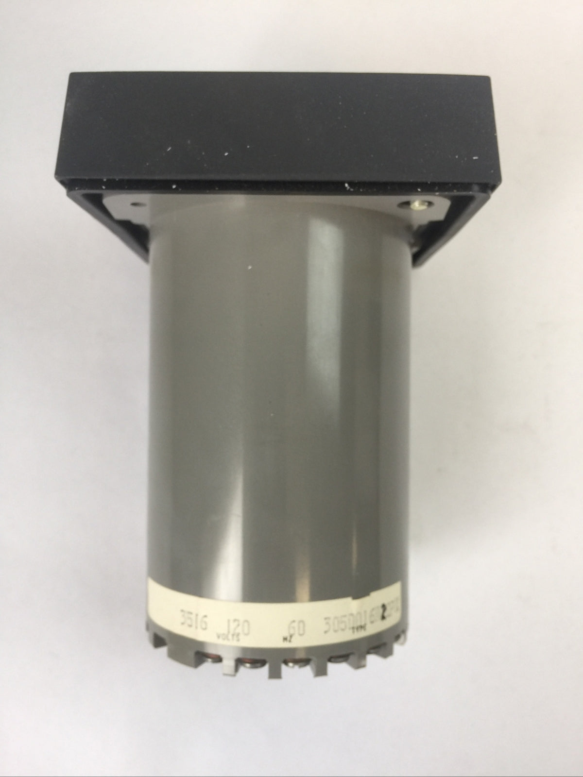 EAGLE SIGNAL 305D016A20PX TIMER 120V 0-30 MINUTES