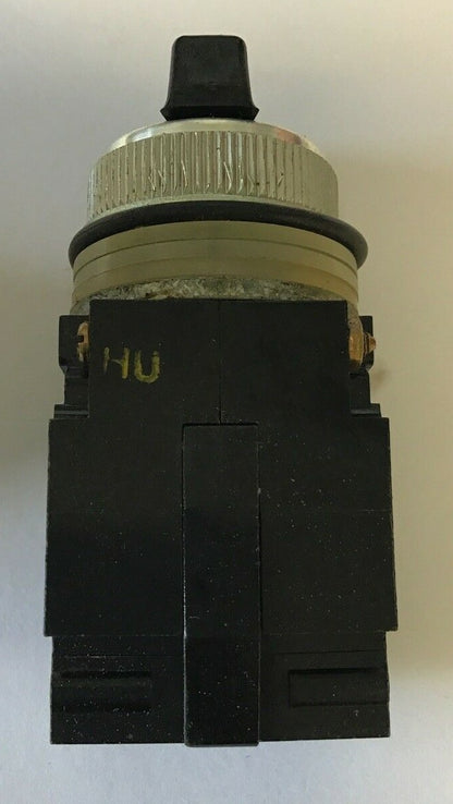 GENERAL ELECTRIC CR104B222 SELECTOR SWITCH 3POS 150V BLACK