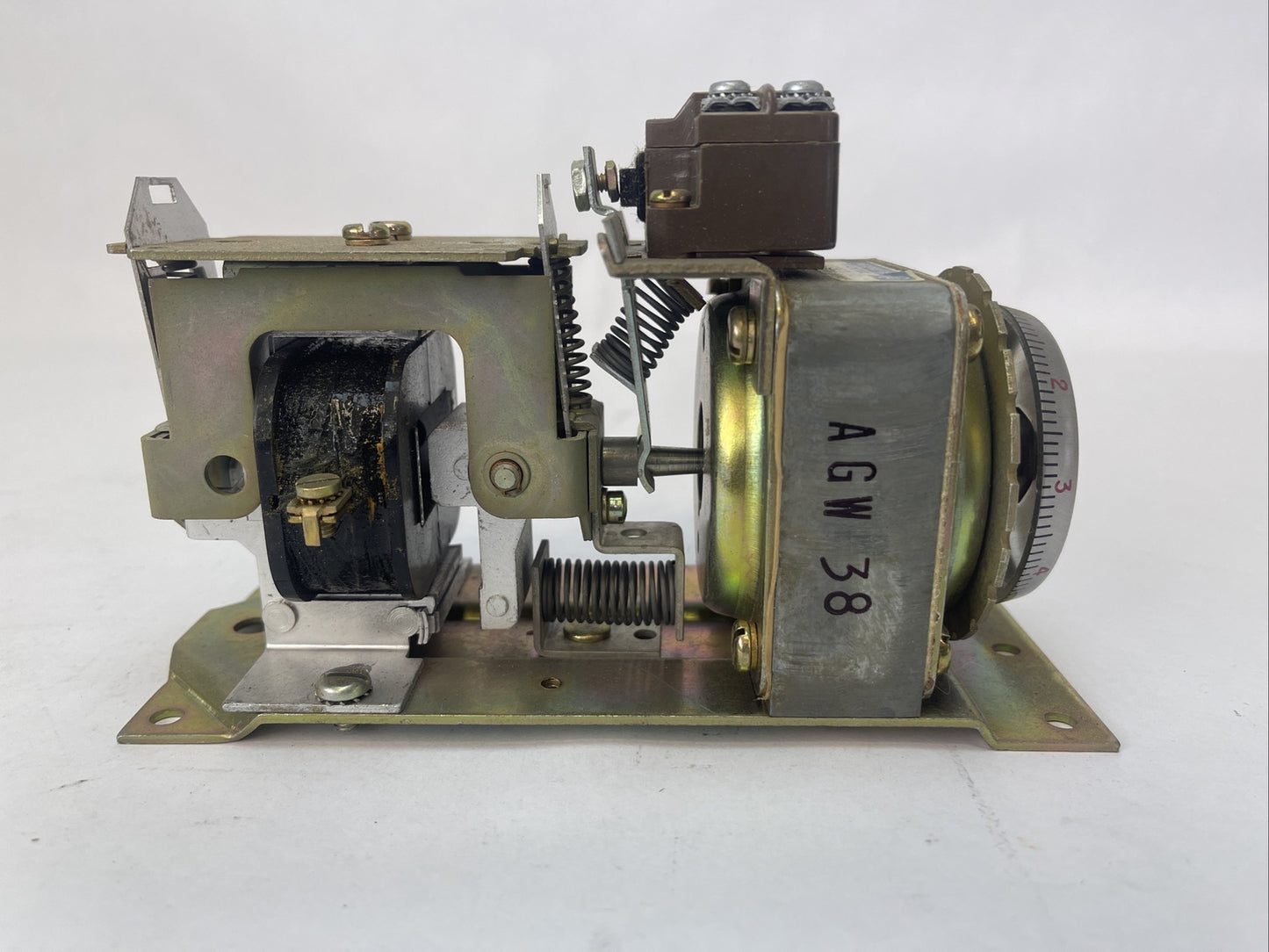 WESTINGHOUSE 1486567 TYPE AM TIME RELAY 600V FIXED CONTACTS COIL 440V 60CY