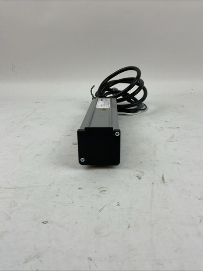 LEGRAND UL101BD PLUG-IN OUTLET CENTER 15A 120VAC 60HZ