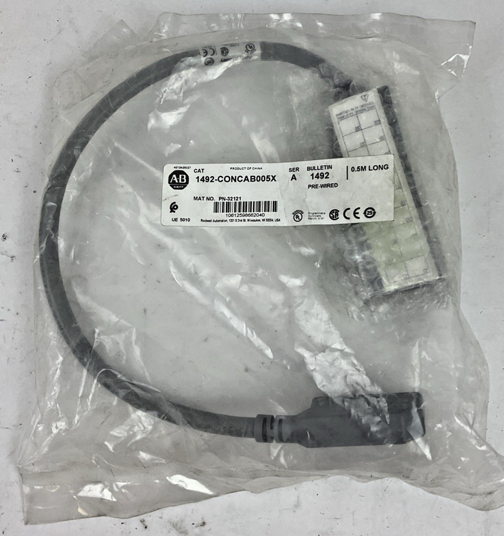 ALLEN BRADLEY 1492-CONCAB005X CONVERSION CABLE SER.A 0.5M