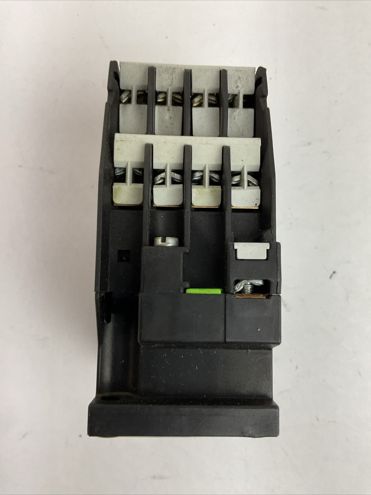 SIEMENS 3TH4262-0A CONTACTOR 16A 6S+2O/6NO+2NC COIL 24V