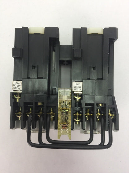 ALLEN BRADLEY 104-A09NZ243 REVERSING CONTACTOR SER A 600VAC 9A 5HP COIL 24VDC