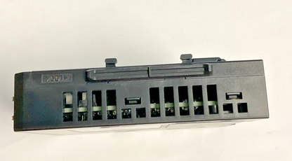 KEYENCE GC-S84 SAFETY CONTROLLER 24VDC 0.5A