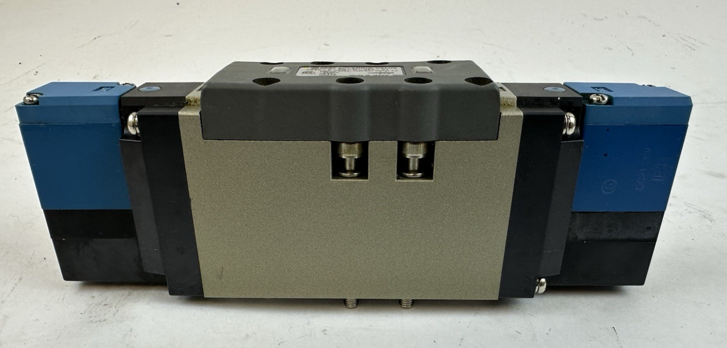 SMC VSS8-6-FG-D-3EZ-V1 SOLENOID VALVE 24VDC .075AMPS 1.8WATTS 142 PSI