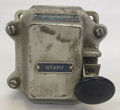 SQUARE D CLASS 9001 TYPE GR108 PUSHBUTTON START STATION SER A 600V
