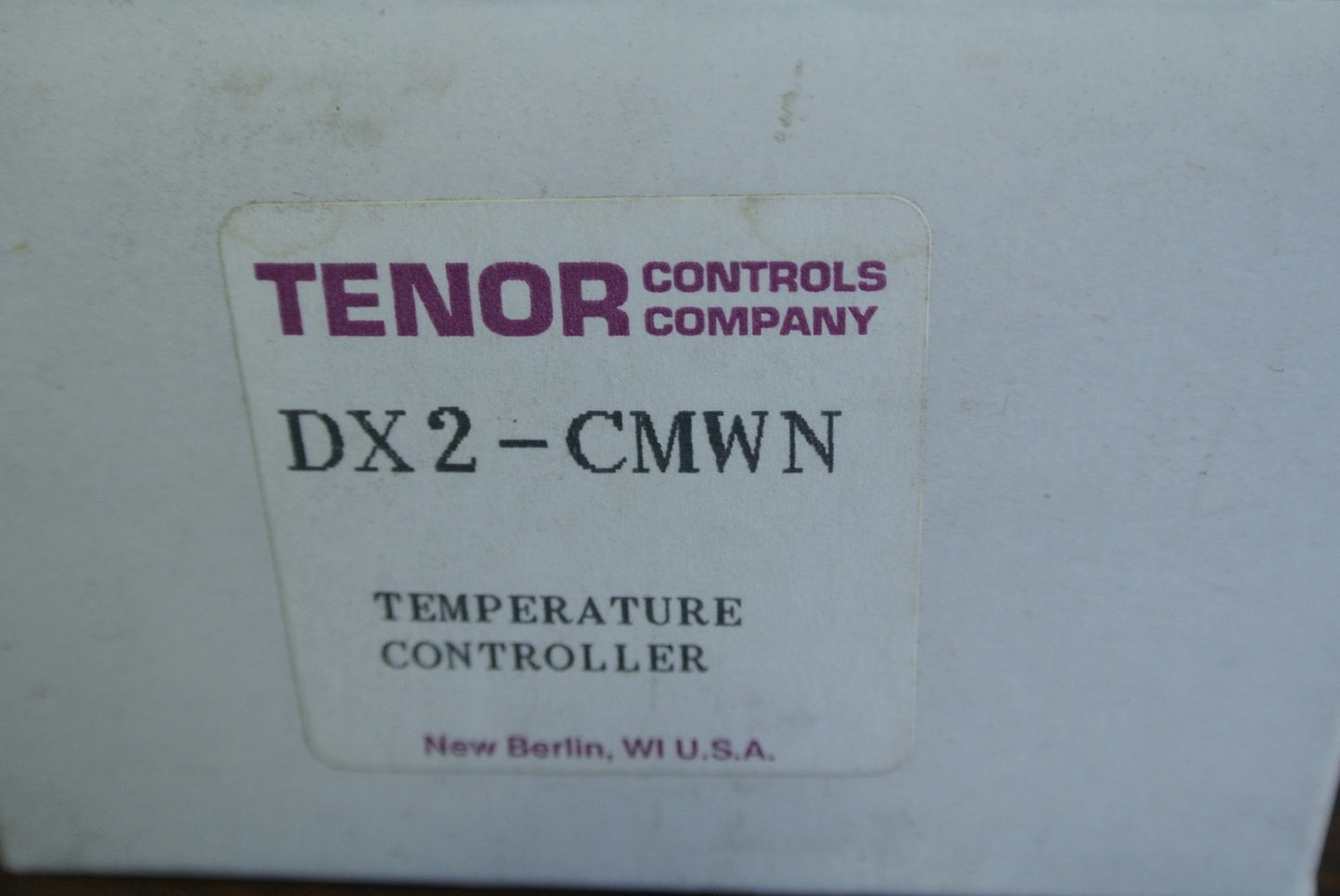 TENOR CONTROLS / HAN YOUNG DX2-CMWN - TEMPERATURE CONTROLLER - NEW SURPLUS
