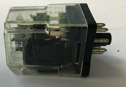 SQUARE D 8501 KP-12 GENERAL PURPOSE RELAY CONTACTS DPDT 10A COIL 12V 50/60HZ