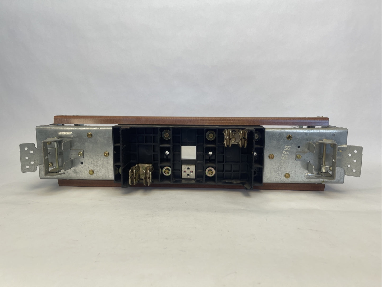 GE AMC4FLS SPECTRA SERIES CIRCUIT BREAKER MODULE MODEL 1 500A 600V 4P FOR USE