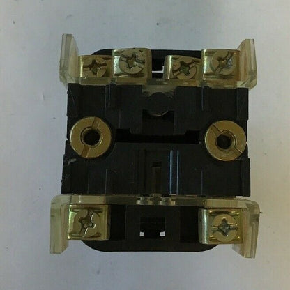 ALLEN-BRADLEY 800T-QT24  SER. T GREEN PUSHBUTTON SWITCH 24VAC/DC #757 LAMP