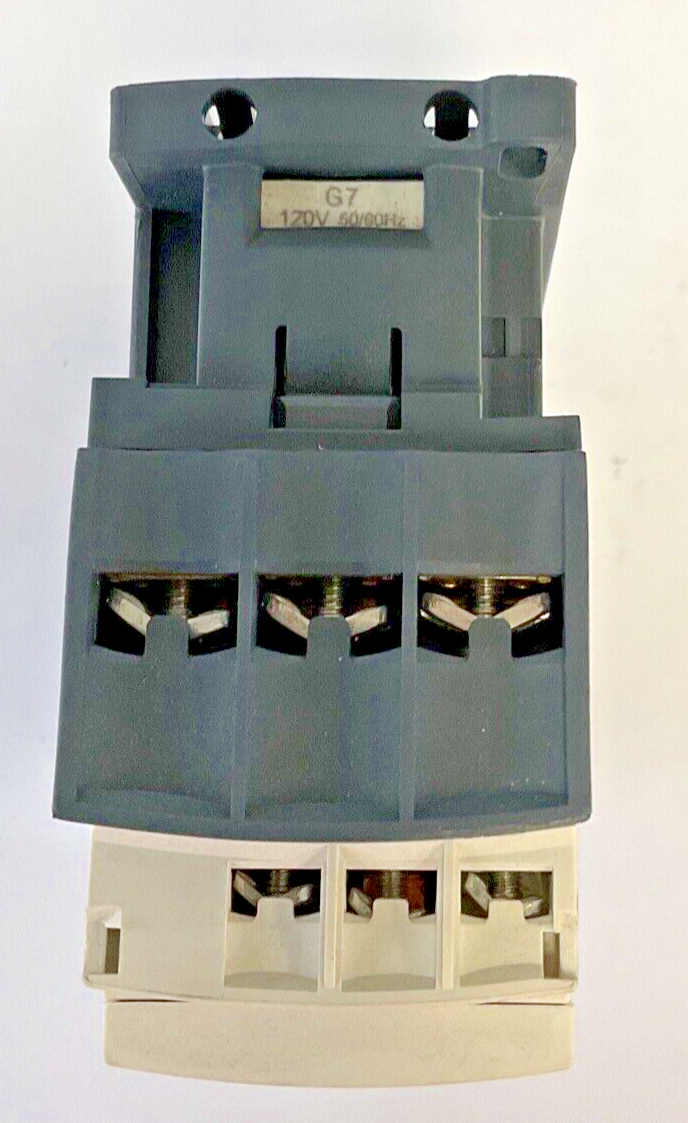 SCHNEIDER ELECTRIC LC1 D25 W/ LRD 22 CONTACTOR