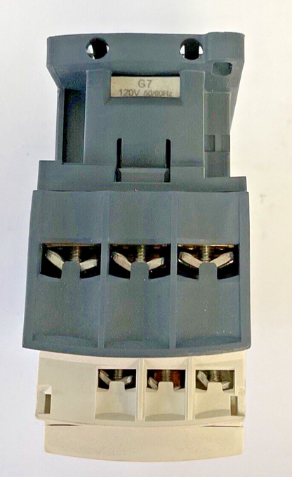 SCHNEIDER ELECTRIC LC1 D25 W/ LRD 22 CONTACTOR
