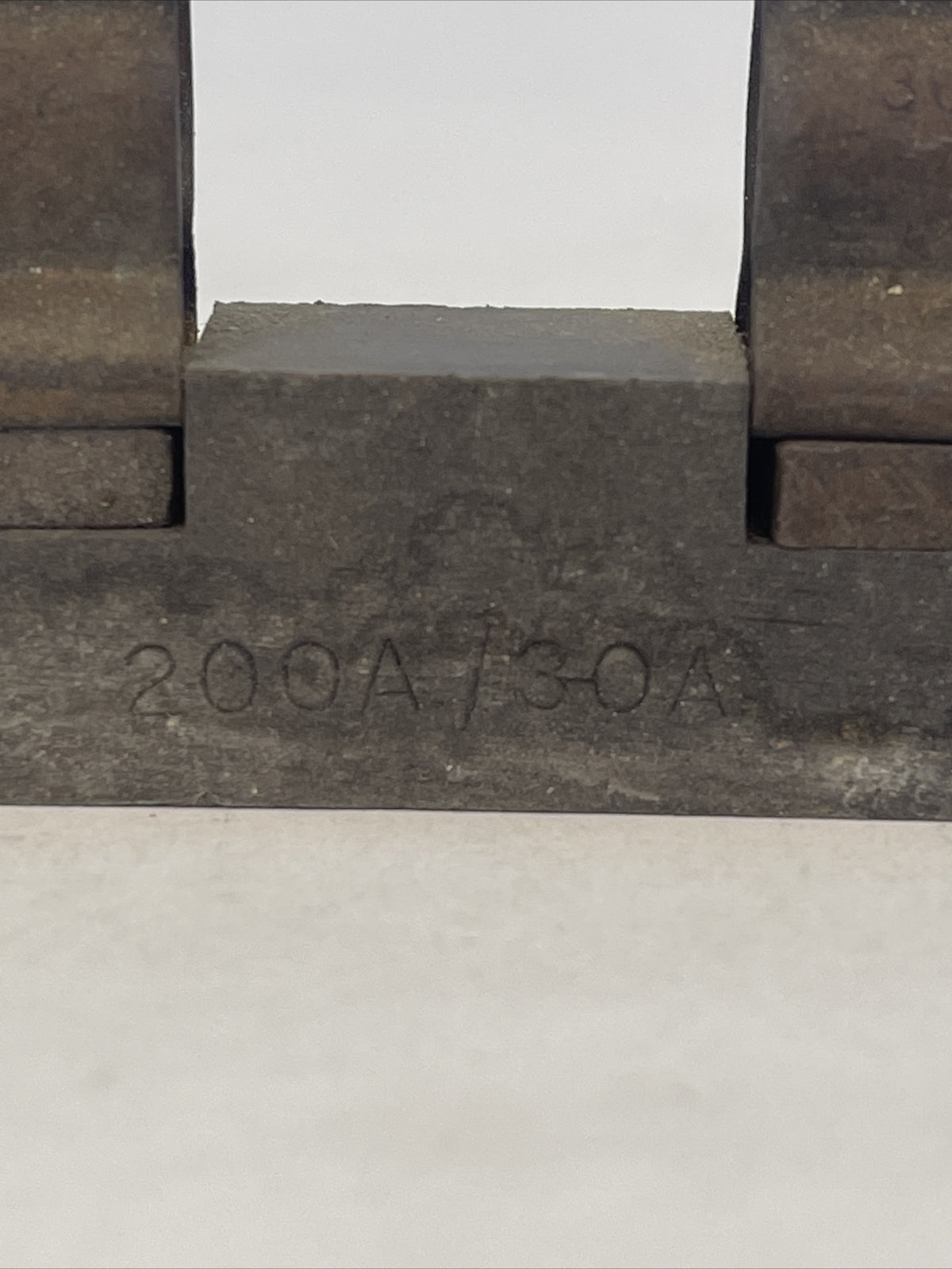 KOLTON 200A/30A FUSE REDUCER