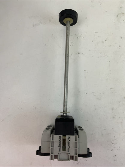 ALLEN BRADLEY 194E-A160-1753 LOAD SWITCH 3PH 60HP 600VAC 200A