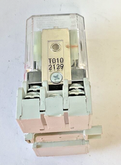 TYCO KUP-14D15-24 RELAY 24VDC W/ ALLEN BRADLEY 700-HN154 SER.A  15A ***LOTOF4***