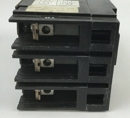 ABB UXAB 727131 R 105 25AMP CIRCUIT BREAKER 500VDC 3POLE TYPE ES 480VAC