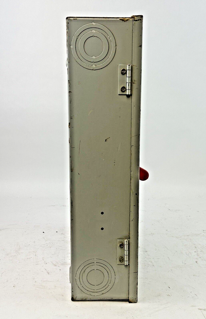 GE - TGN3324 MODEL 6 - SAFETY SWITCH NON-FUSIBLE - 200A/ 240VAC/ 3 POLE/ TYPE 1