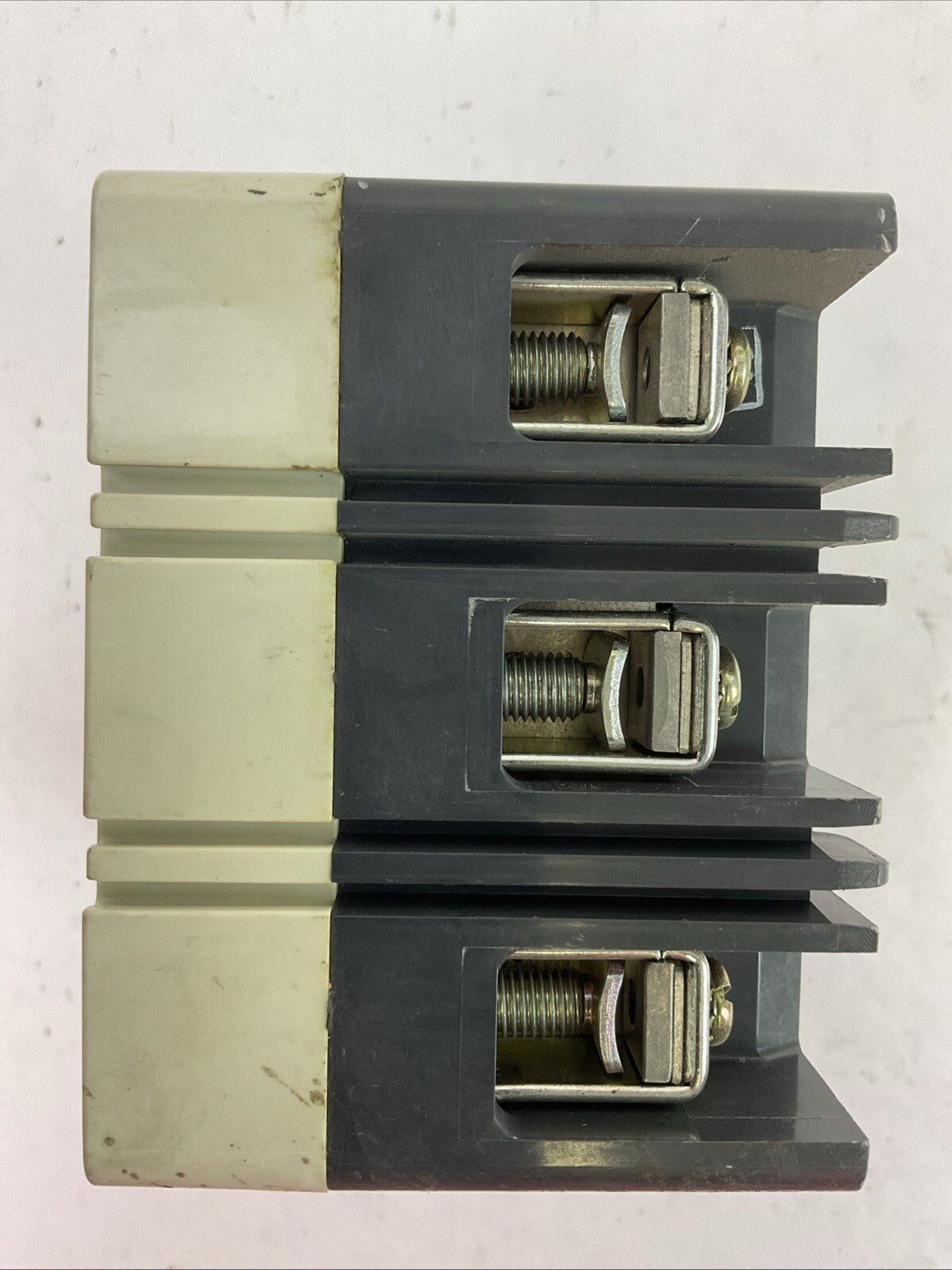 CUTLER HAMMER FD3100L CIRCUIT BREAKER 100AMP 600VAC 250VDC 3POLE FD 35k