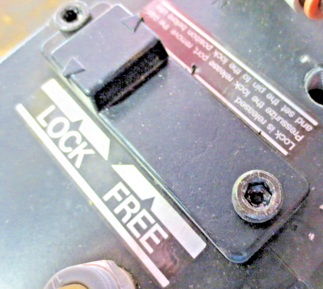 SMC CDLAFN100-700-D-X1US PNEUMATIC CYLINDER 145 PSI MAX PRESSURE 1.0 MPa