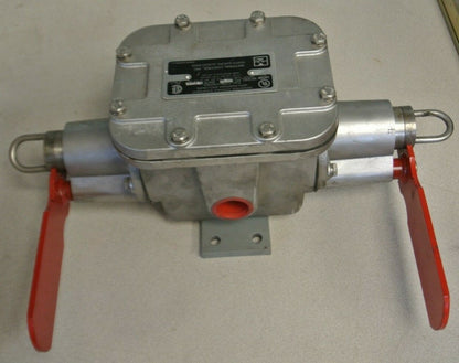 MATERIAL CONTROL PC-D4T / PCD-4T PULL-CORD SWITCH / DOUBLE SIDED PULL  APPLETON?