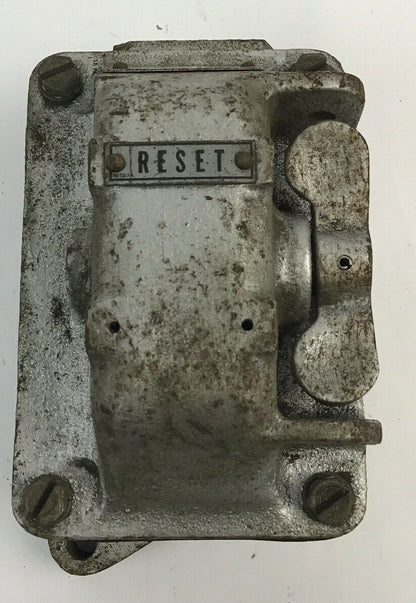 WESTINGHOUSE 21-E-1299 PUSHBUTTON STATION TYPE SD-2 600VOLTS