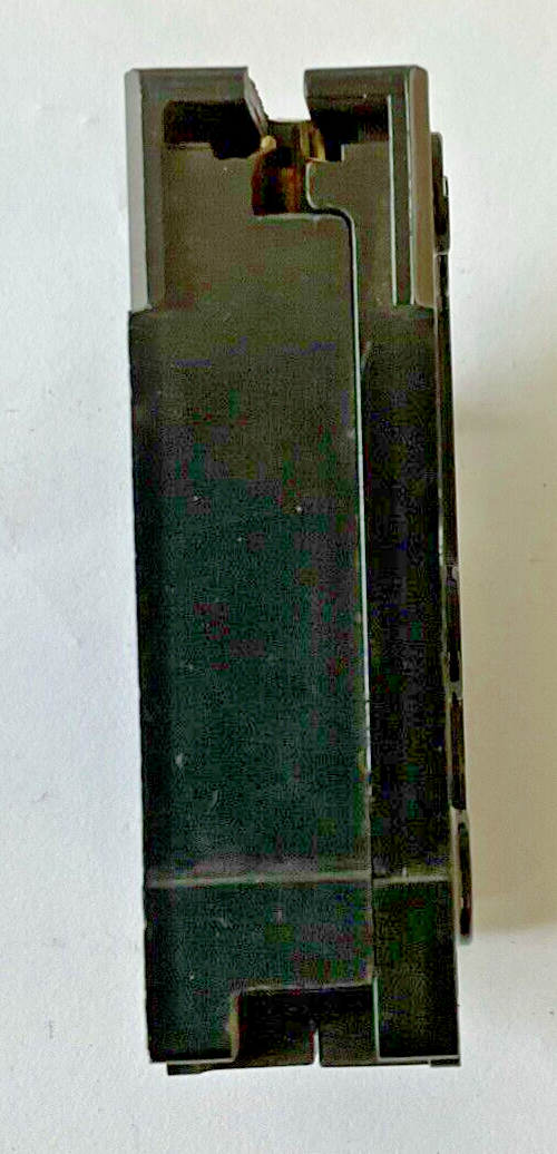 CUTLER HAMMER BR130 CIRCUIT BREAKER 120/240VAC***LOTOF4***