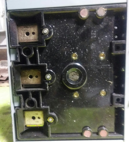 General Electric GE QMR THFP364 200 Amp 600V 3-Pole Disconnect Switch Panelboard