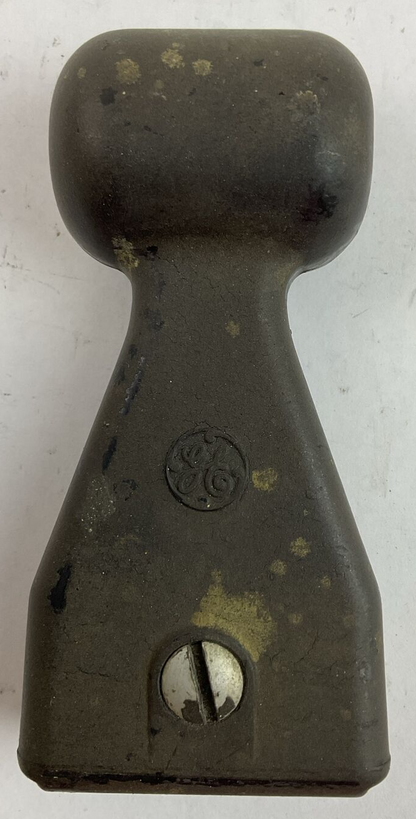 GE CIRCUIT BREAKER HANDLE EXTENSION CAT?? MODEL??
