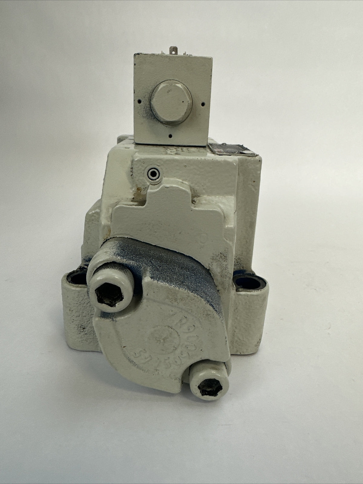REXROTH R900937356 VALVE R900915069
