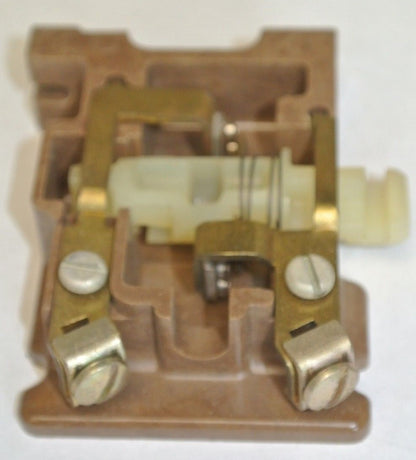 JOSLYN CLARK KPM-13 AUXILIARY CONTACT / FIXED POLE KIT, CLOSED TOP - NEW SURPLUS