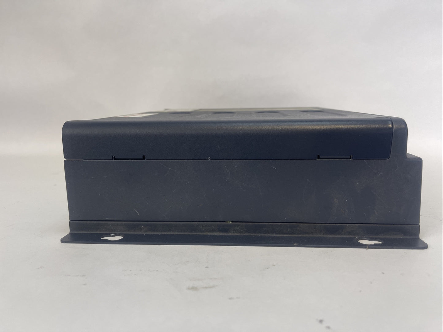 ALLEN BRADLEY 6181P-00N2MW71AC NON-DISPLAY INDUSTRIAL COMPUTER SER F 100-240VAC