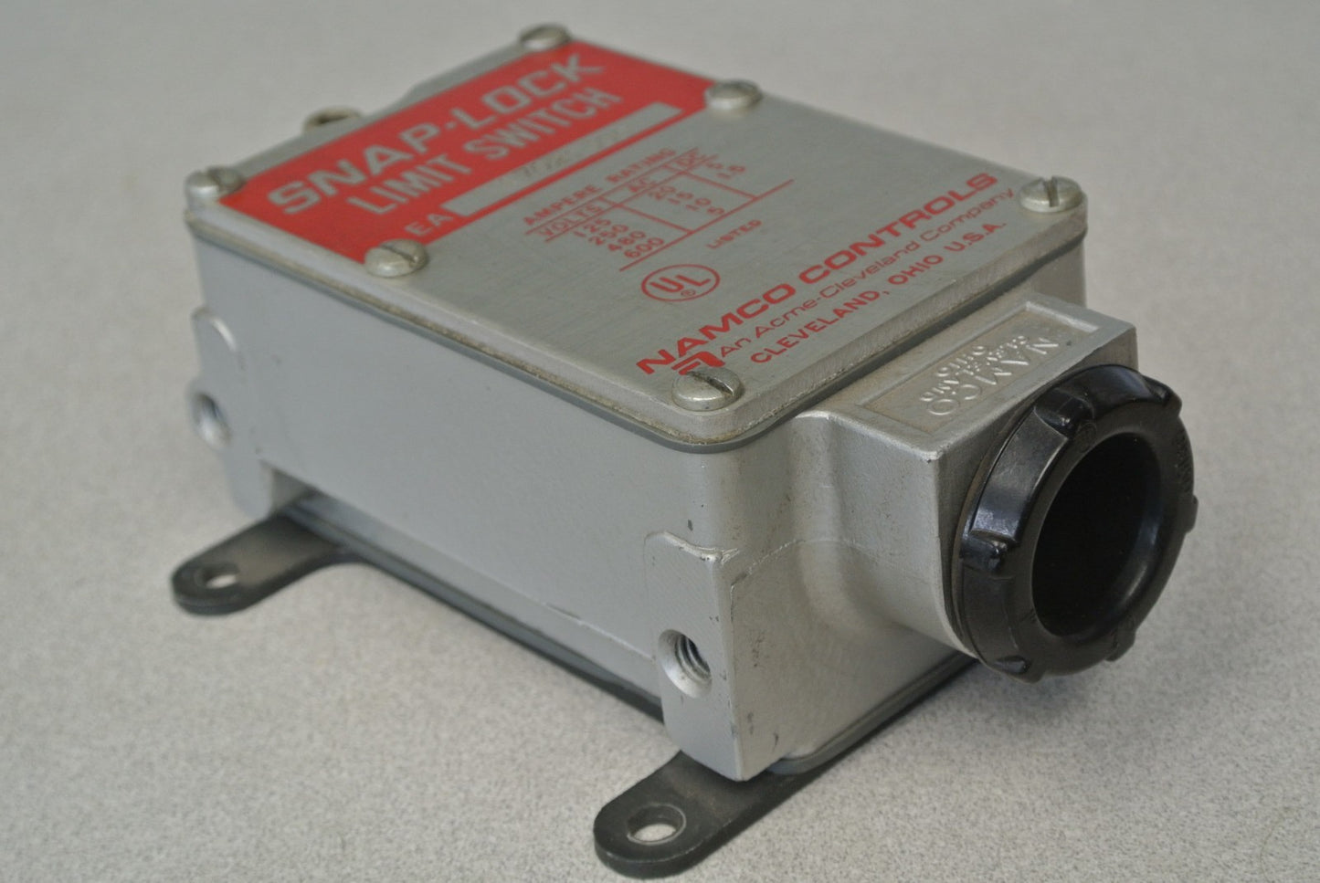 NAMCO EA170-21300 SNAP-LOCK LIMIT SWITCH