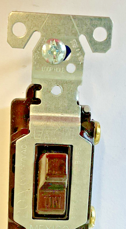 EATON CS120B TOGGLE SWTICH 20A 120/277VAC ****LOTOF8****
