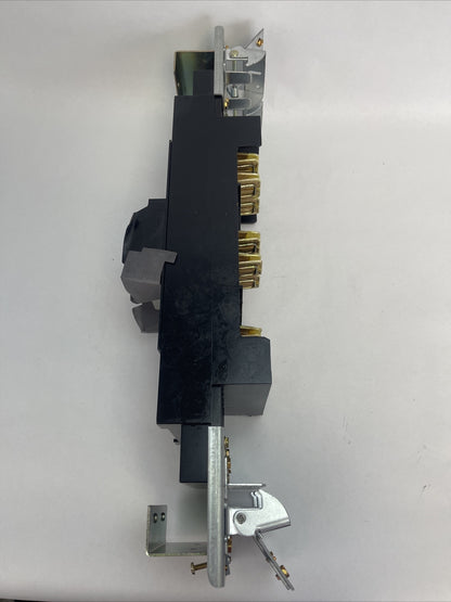 GE AMC6GB SPECTRA SERIES CIRCUIT BREAKER MODULE MODEL 1 6POLES 1200AMP 600V