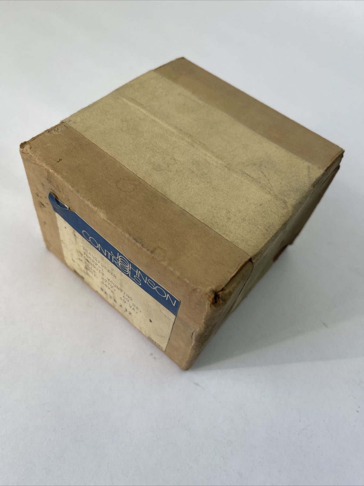 JOHNSON CONTROL Y65EP-1 TRANSFORMER CONDUIT MOUNTING PRI: 277V 60HZ SEC:24V 40VA