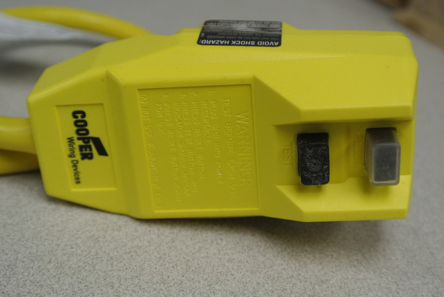 COOPER GFP101M IN-LINE GFCI / 15A / 125V / 2P / 3W GRD / NEW SURPLUS