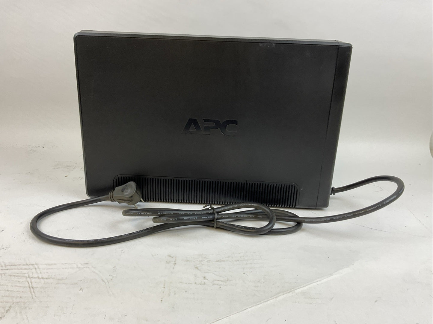 APC BR1000G POWER-SAVING BATTERY BACKUP OUTPUT CAPACITY 1000VA / 600WATTS