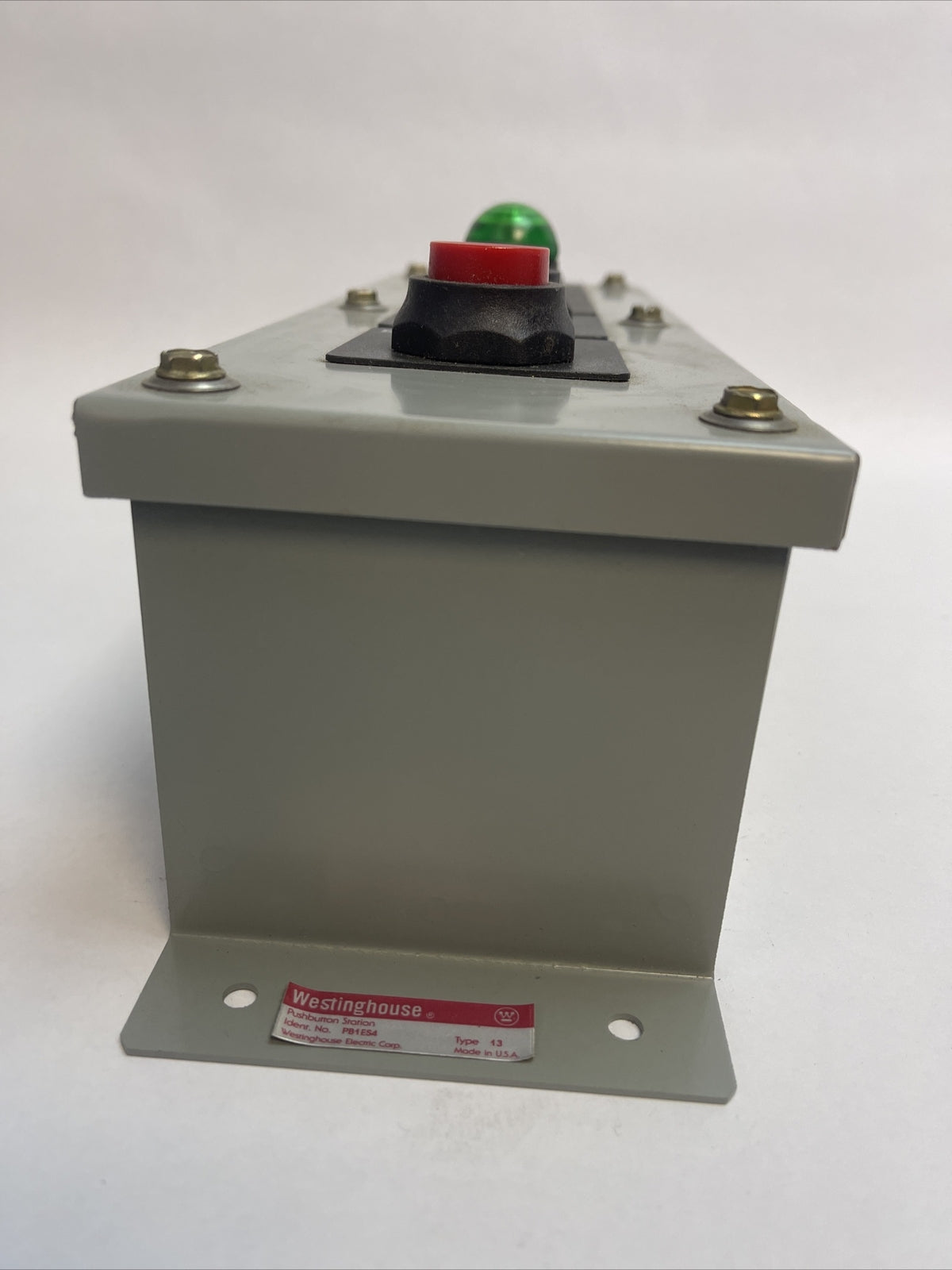 WESTINGHOUSE PB1ES4UVCA PUSH BUTTON STATION 120V TYPE 13 SHEET STEEL ENCLOSURE