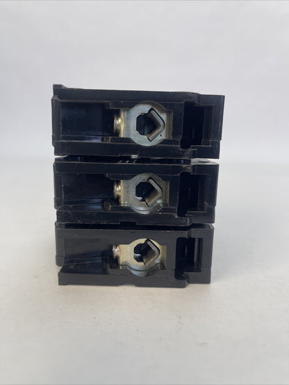 CHALLENGER CBB3015H CIRCUIT BREAKER 15AMP 240VAC 3POLE