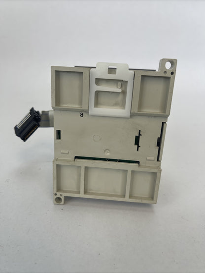 MITSUBISHI FX2N-8AD PROGRAMMABLE CONTROLLER 24VDC