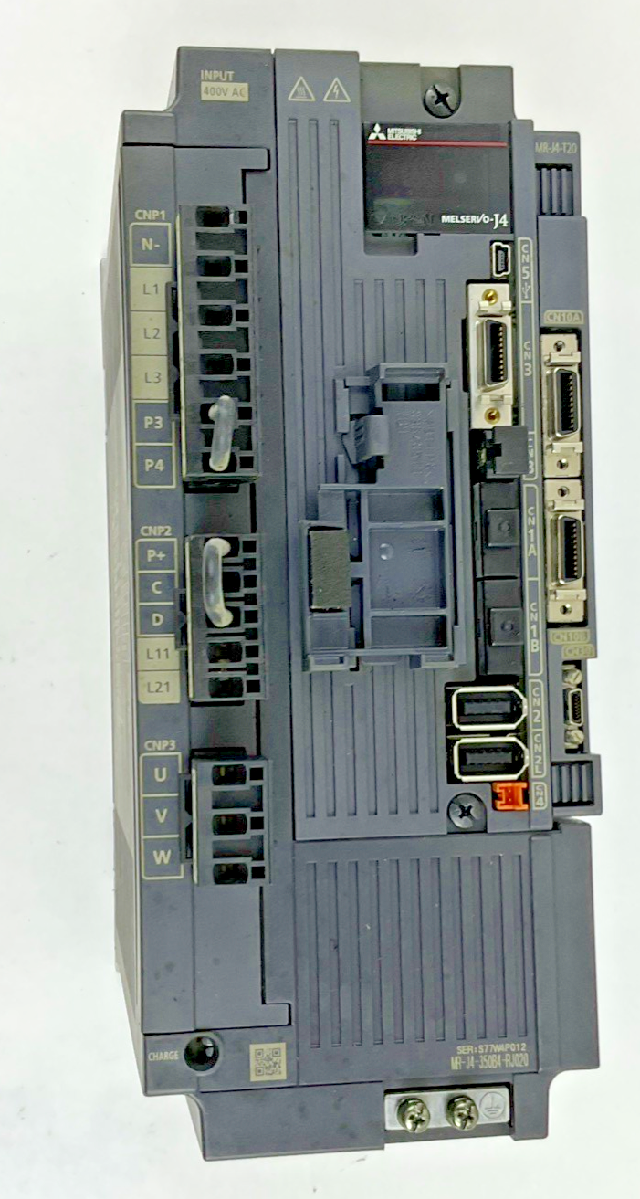MITSUBISHI MR-J4-350B4-RJ020 AC SERVO 3.5KW 480V 7.9A MR-J4-T20