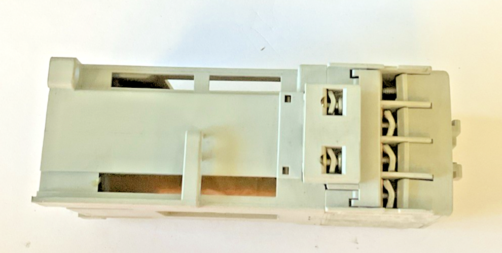 ALLEN BRADLEY 100-C23D*10 CONTACTOR SER.C 600VAC 30A