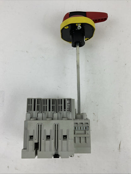 ALLEN BRADLEY 194R-C30-1753 SER A 30A 600VAC 20HP 3PH 250VDC 5HP 194R-PY SER A