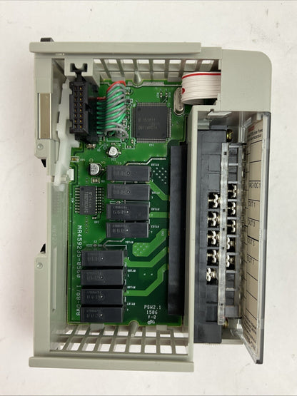 ALLEN BRADLEY 1769-OW8 SER B REV 2 F/W REV 3.1 8PT 5-265VAC 5-125VDC FORM A RELA