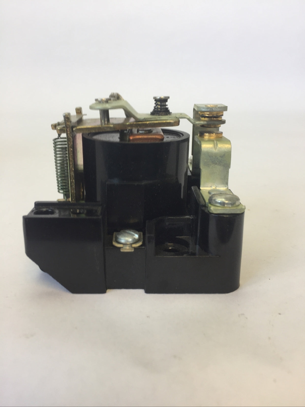 MAGNECRAFT W199AX-5 RELAY 5A 480V 50/60HZ 5A 600V 50/60HZ COIL 240VAC 50/60HZ