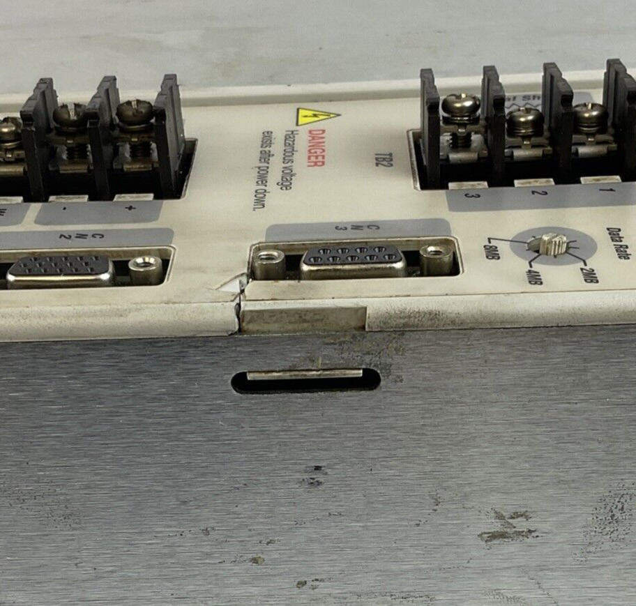ALLEN BRADLEY  2098-DSD-HV220-SE SERVO DRIVE SER.B  3PH FIRM V1.60 COVER BROKEN