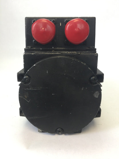 ALLEN BRADLEY 1326AB-B410G-M2L SERVO MOTOR 5000 RPM 2.44AMPS SERIES B 460V 3 PH