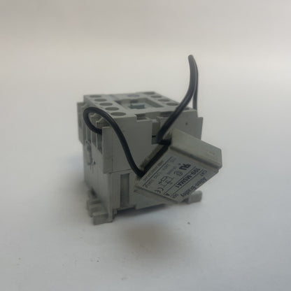 ALLEN BRADLEY 700-MB220* SER A CONTACTOR 300VAC 10A COIL 120V 60HZ (LOT OF 5)